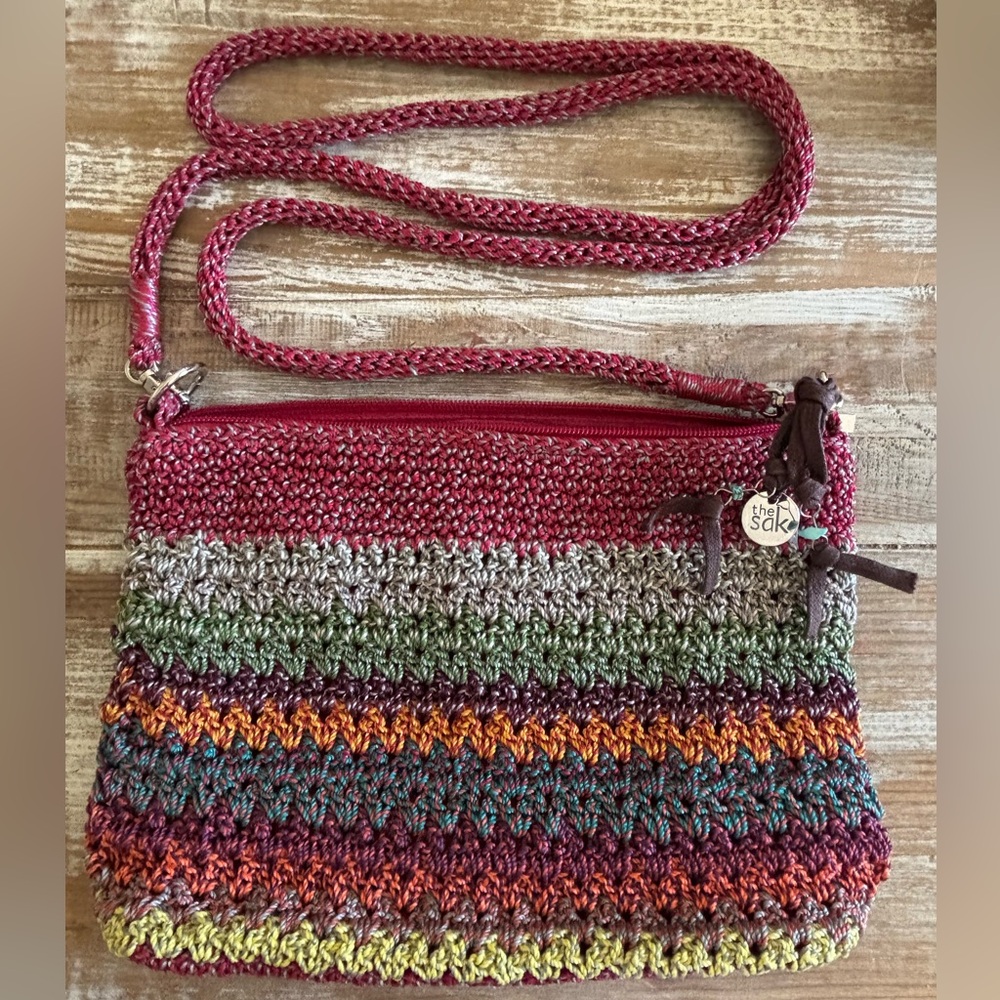 The Sak Lumi Crochet Sunset Stripe Like New